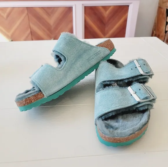 🆕️ Birkenstock Arizona Shearling Suede Leather Sandals in Beryl - Like New