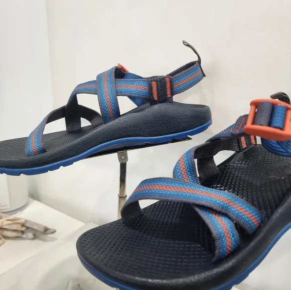 [ CHACO]  Z1 ecotread waterproof boys size 4 sandal, blue and orange