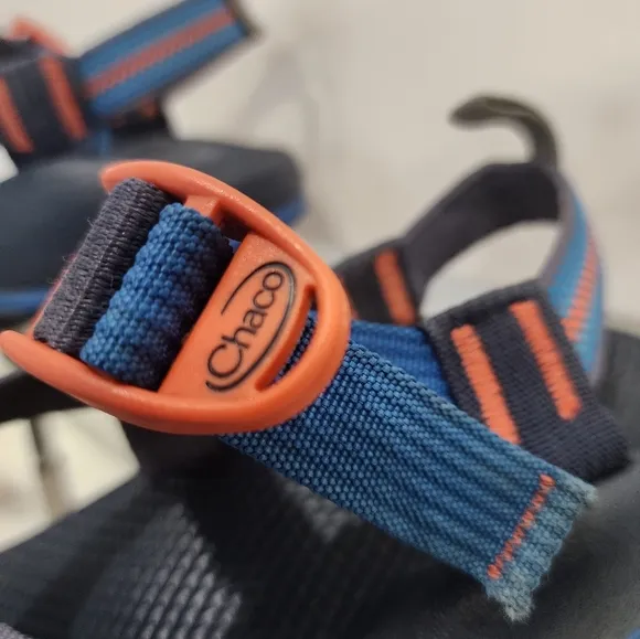 [ CHACO]  Z1 ecotread waterproof boys size 4 sandal, blue and orange