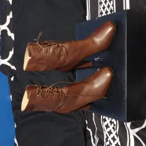 🇮🇹 DVF Paden Leather Boots