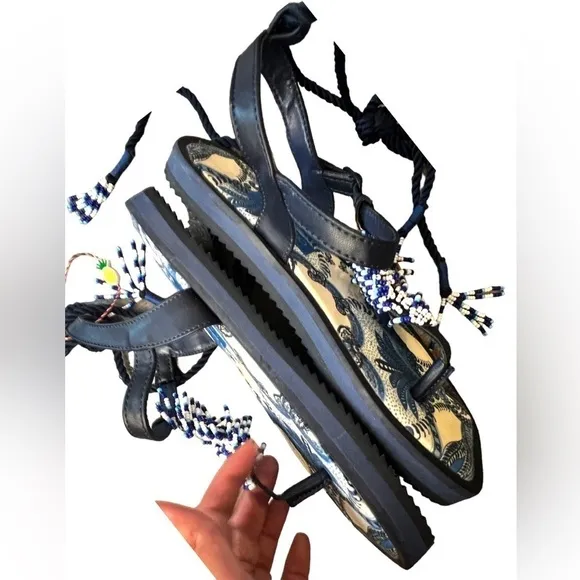▶️ Farm Rio ◀️ BLUE TILE BLACK BANANA BEADED FLAT SANDAL - Size 6