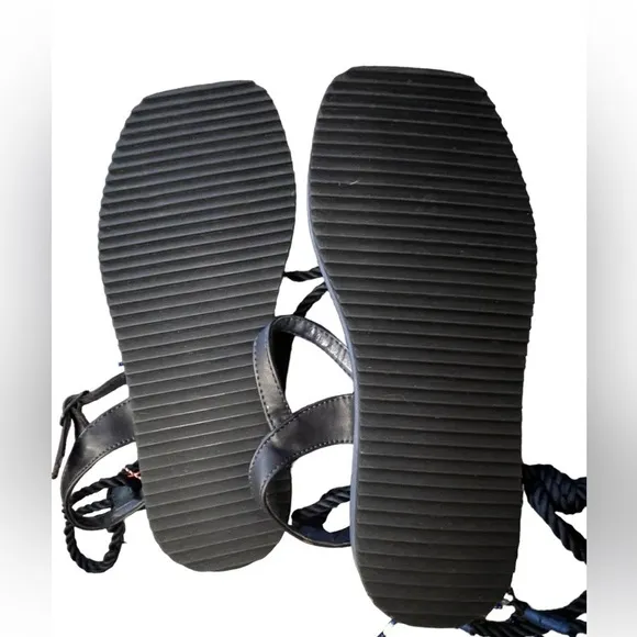 ▶️ Farm Rio ◀️ BLUE TILE BLACK BANANA BEADED FLAT SANDAL - Size 6
