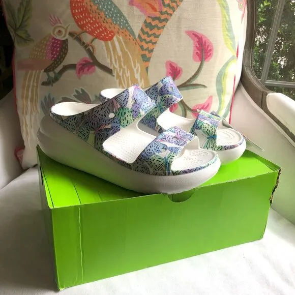 💙 NEW Crocs Classic Crush Butterfly Sandals 9