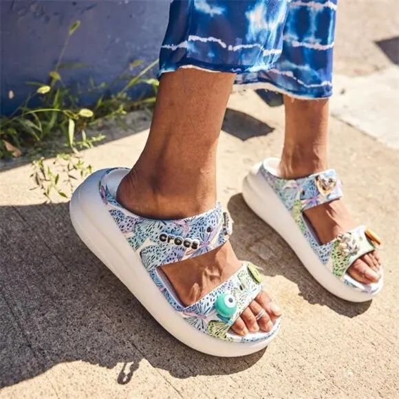 💙 NEW Crocs Classic Crush Butterfly Sandals 9