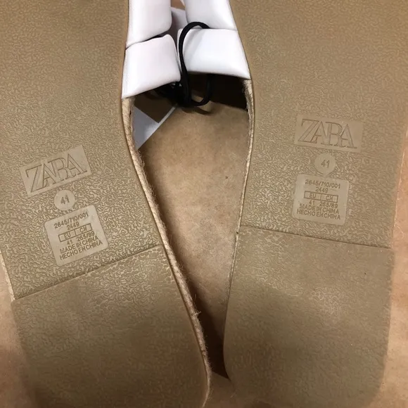 🤎🤍🤎 NWT ZARA Flat Stripy Sandals, Size 41