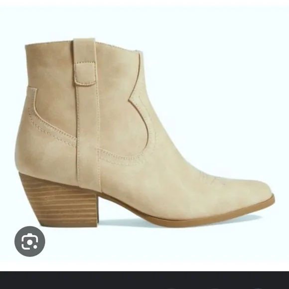 - Rachel Zoe Rocky Taupe cowboy boots  NEW
