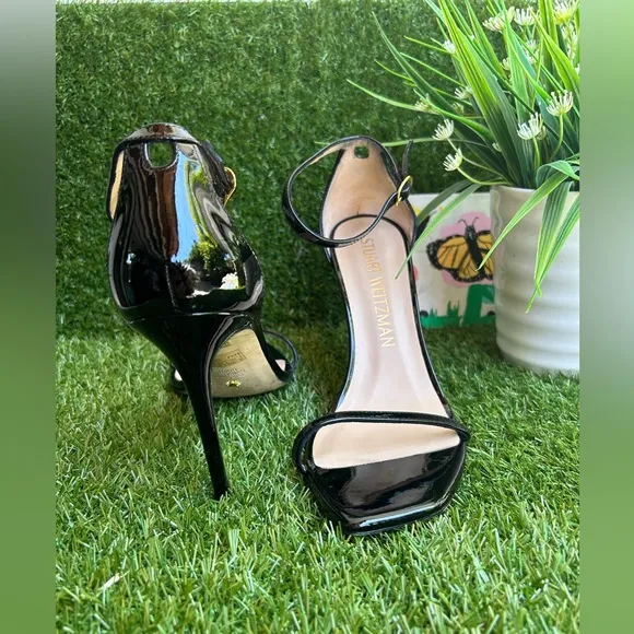 -Stuart Weitzman Nudistcurve Patent leather Ankle strap sandals women size 11🌸