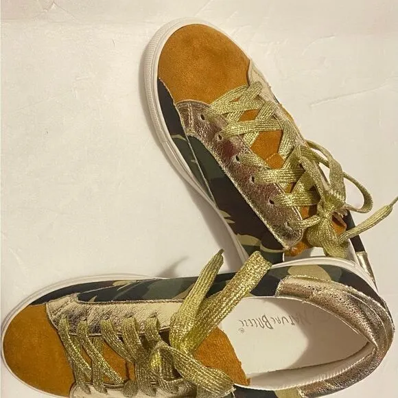 🛍️ unisex Dale Multy Camouflage fashion Sneaker Size: 71/2