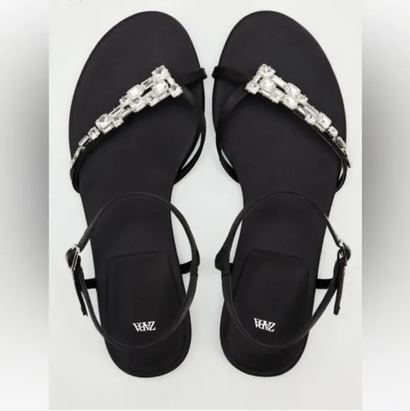 🆕️ Zara Embellished Crystal Flat Sandals