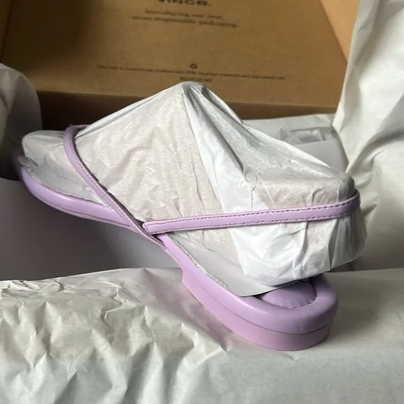 1 hour sale. Vince, leather Denna Flat Sandals, Violet 💜🎉 Host pick July 2024!
