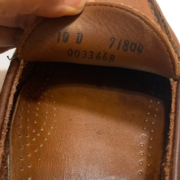 10 / Allen Edmonds Men's Brown Leather Loafers