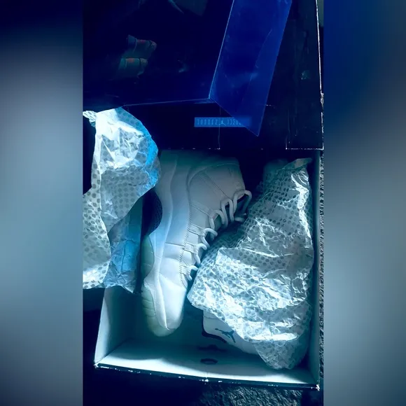 ⚡️(2014) Retro Jordan 11 Retro 'Legend Blue', Men's Size 13 / Women’s Size 14.5.