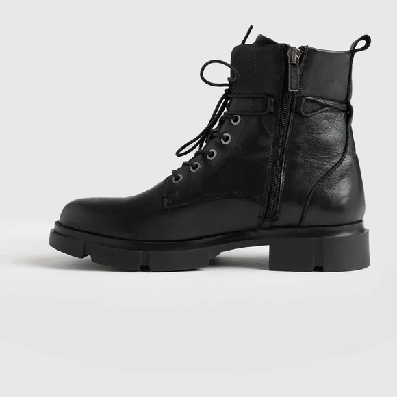 $269 Saint   Sofia Noho Boot -Black Combat Moto Boots Size 7
