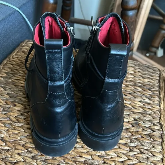 $269 Saint   Sofia Noho Boot -Black Combat Moto Boots Size 7