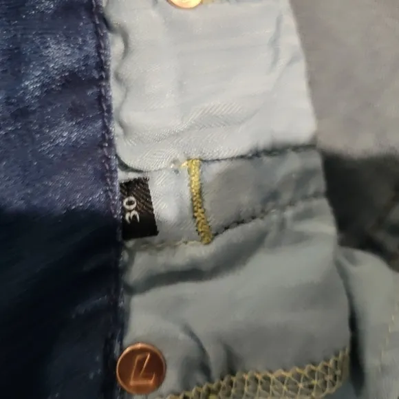 7 For All Mankind A Pocket Distressed Flare Jeans, NWOT,  Sz 30
