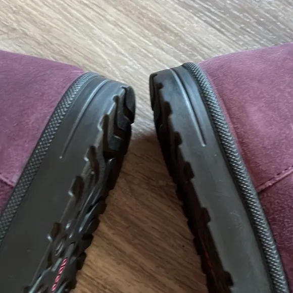 Abeo Purple Women’s Suede Winter Shearling Lined Slip on Boots Size 7