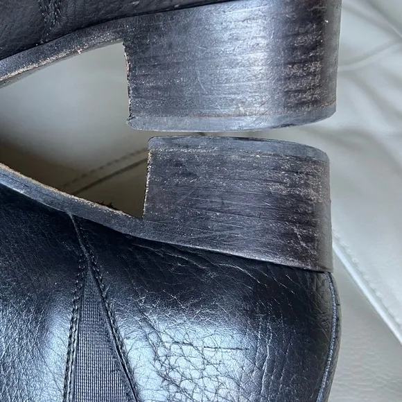Acne Studios Jensen Grain Chelsea Leather Ankle Boots Sz 37 US 6 Black Classic