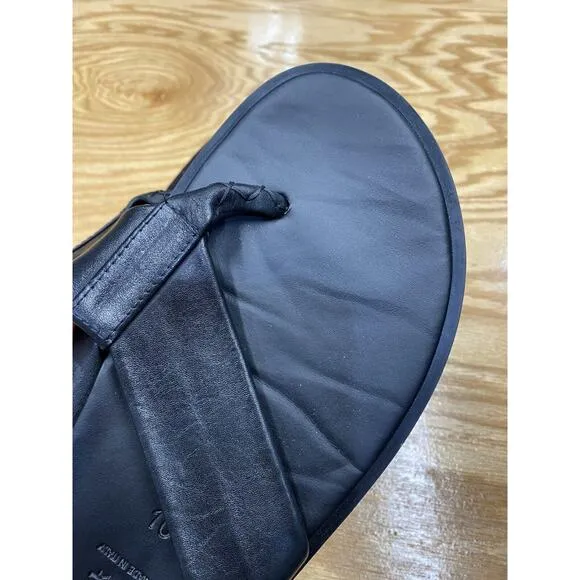 Adam Derrick Flip Flop Sandals Men 10 Black Non Slip Flat Bottom Casual Wear S44