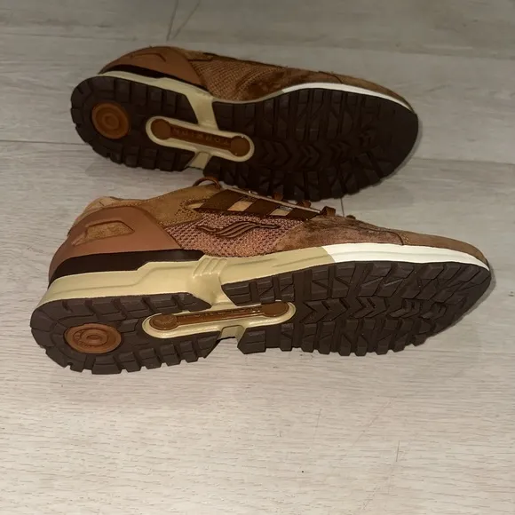 Adidas Brown Schokohase Sneakers with Retro Design