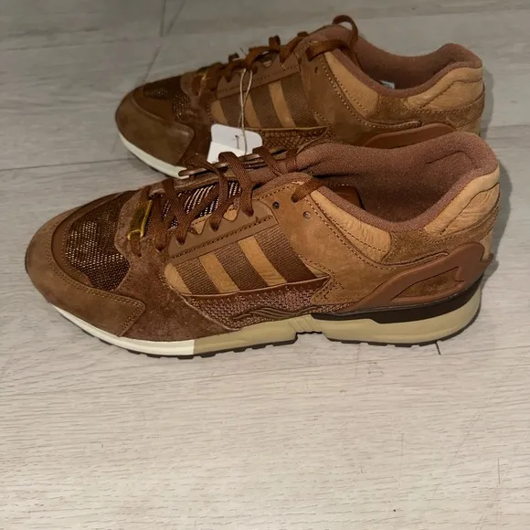 Adidas Brown Schokohase Sneakers with Retro Design