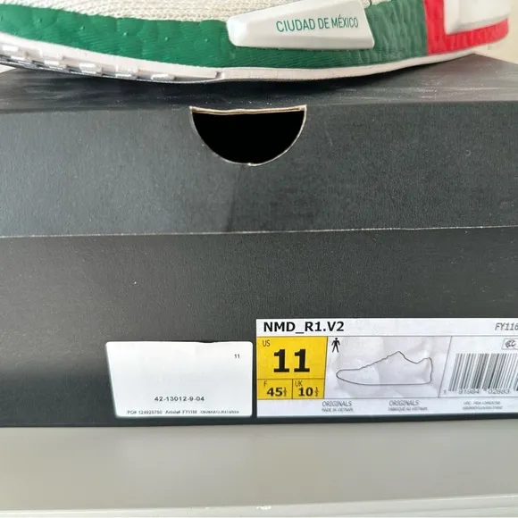 Adidas Ciudad de Mexico Sneakers
