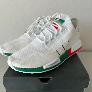 Adidas Ciudad de Mexico Sneakers