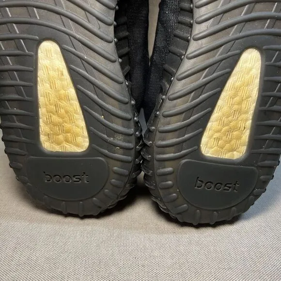adidas Yeezy Boost 350 V2 Low Top Onyx Black on Black Lace Up Men's‎ Size 6.5M