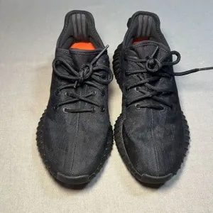 adidas Yeezy Boost 350 V2 Low Top Onyx Black on Black Lace Up Men's‎ Size 6.5M