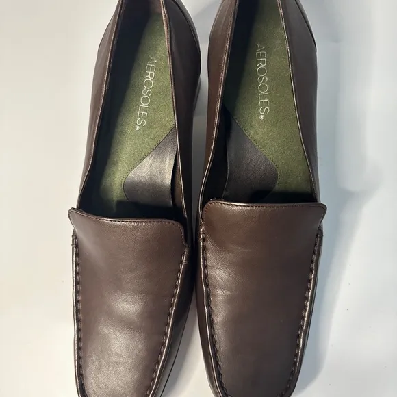 Aerosoles “Barrel of Fun” heeled loafers Womens Size 11 B Coffee Leather Brown