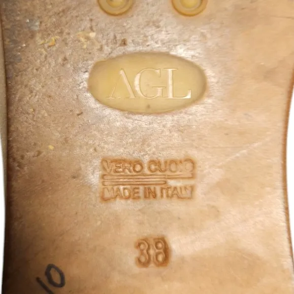 AGL | Gold Leather Loafers in Size EU 38 / US 8