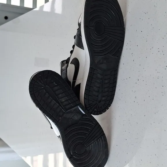 Air Jordan 1 Mid All-Star Carbon Fiber Retro Black White Sz 7.5
