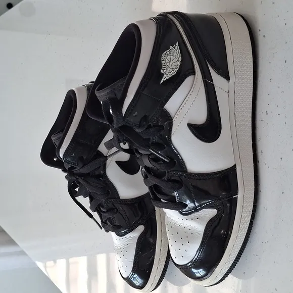 Air Jordan 1 Mid All-Star Carbon Fiber Retro Black White Sz 7.5