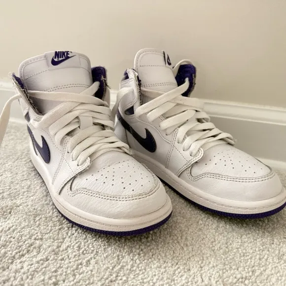 Air Jordan 1 Retro High “Court Purple” – Size 2Y