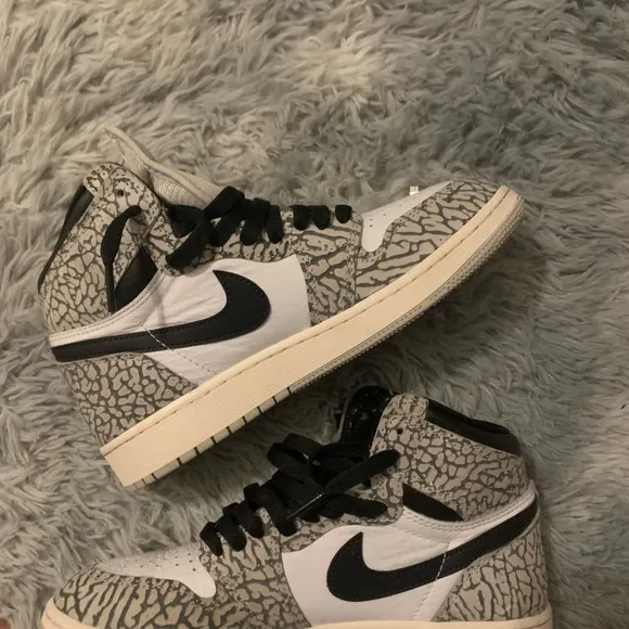 Air Jordan 1 Retro High OG Sneakers