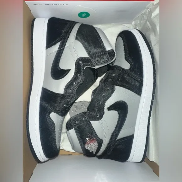 Air Jordan 1 Retro High Sneakers