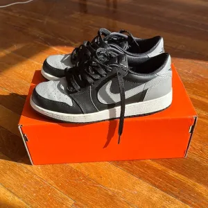 Air Jordan 1 Retro Low OG 'Shadow' Nike Sneakers