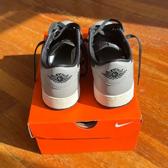 Air Jordan 1 Retro Low OG 'Shadow' Nike Sneakers
