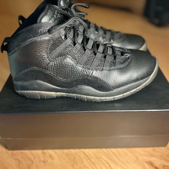 Air Jordan 10 Retro OVO
