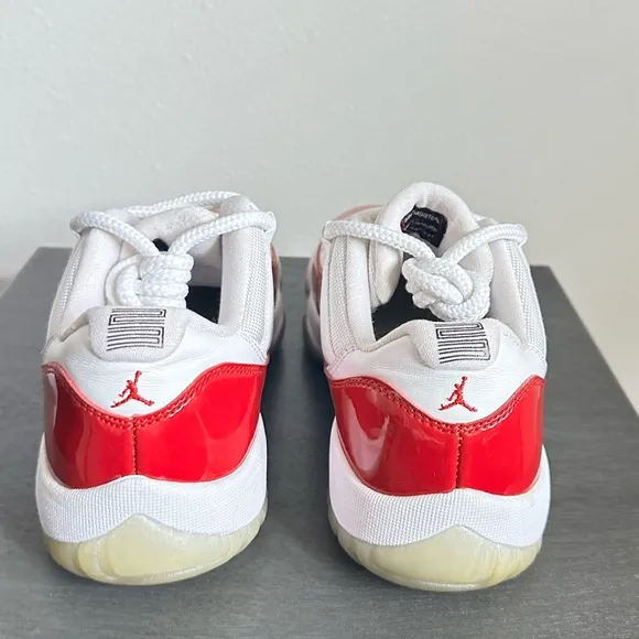 Air Jordan 11 Retro 2016 Low Cherry