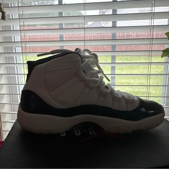 Air Jordan 11 Retro GS Sneakers