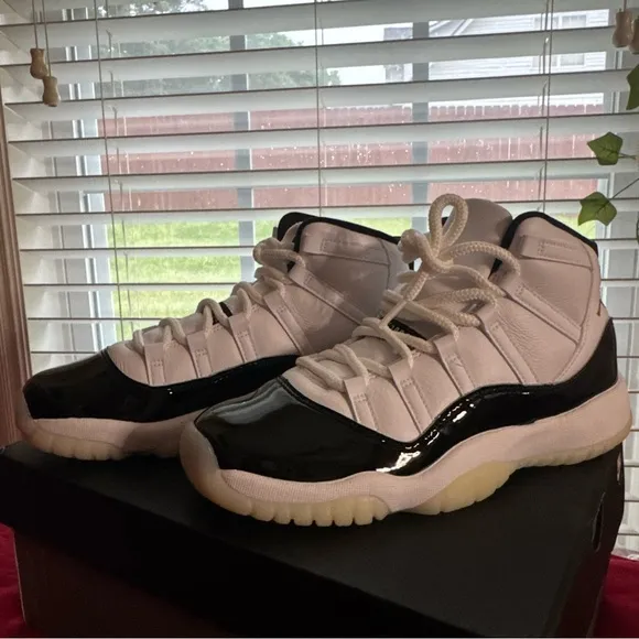 Air Jordan 11 Retro GS Sneakers