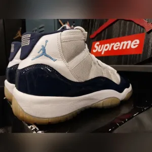 Air Jordan 11 Retro Sneakers Win Like 82 Size 6.5 Gradeschool