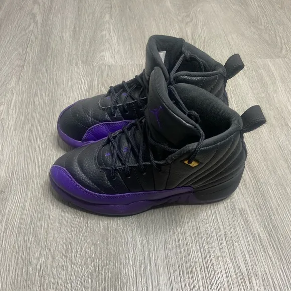 Air Jordan 12 Retro Field Purple GS Boys Shoe Size 1.5Y Purple 151186-057 Preown