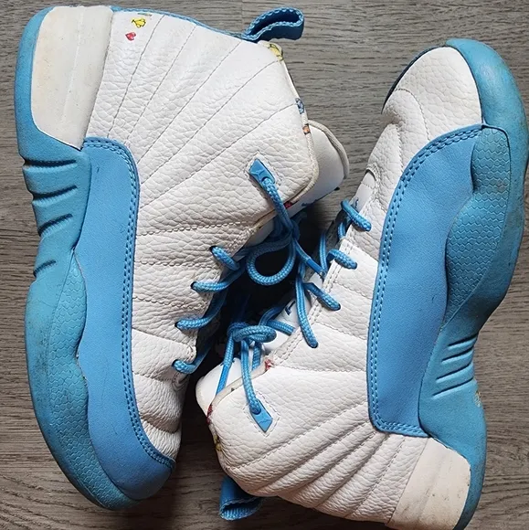 Air Jordan 12 Retro GS Emoji Sneakers Boy's Youth Size 3