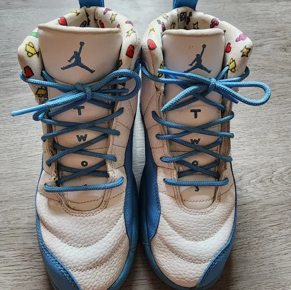 Air Jordan 12 Retro GS Emoji Sneakers Boy's Youth Size 3