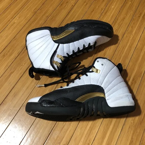 Air Jordan 12 Retro GS Royalty Taxis 153265-170 Size 4