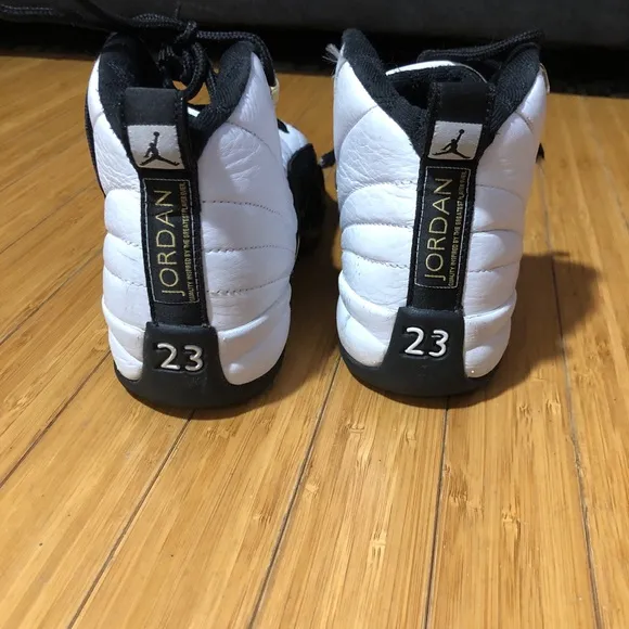 Air Jordan 12 Retro GS Royalty Taxis 153265-170 Size 4
