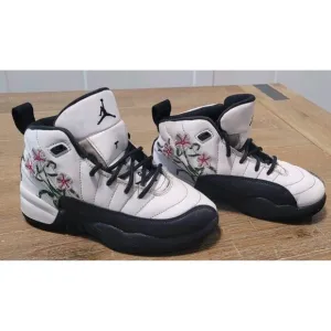 Air Jordan 12 Retro PS Mid Floral DR6954-100 Sz 12C White &amp; Black Sneakers