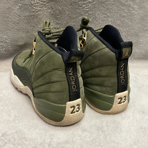 Air Jordan 12 Retro Sneakers Size 7Y