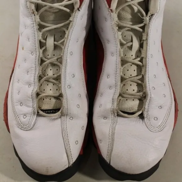 Air Jordan 13 Retro Cherry 2010 Sneakers Size 11